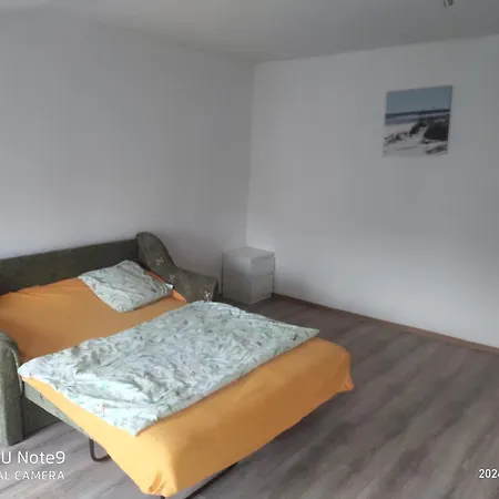 Apartment Schoene 2 Zimmer Im Dachgeschoss, Direkt Im Zentrum *