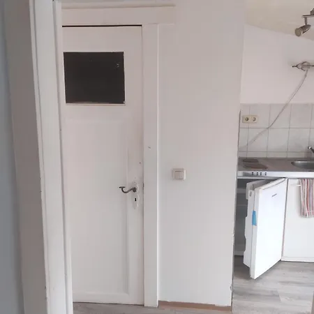 Apartment Schoene 2 Zimmer Im Dachgeschoss, Direkt Im Zentrum Schwerin (Mecklenburg-Vorpommern)